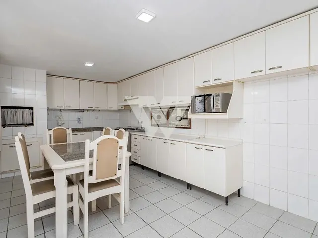 Imagem 2: Casa - 273M² Priv - 4 Quartos Sendo 2 Suítes - 2 Vagas - Seminário