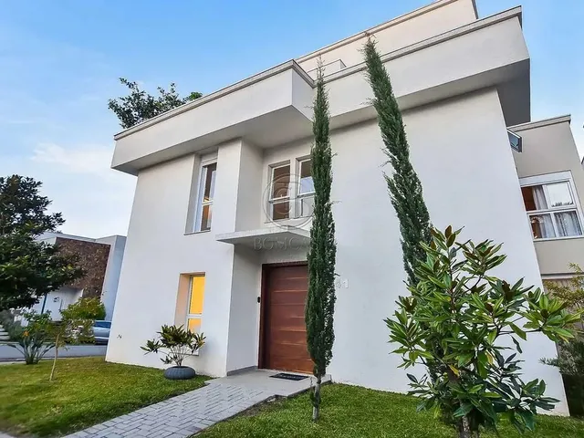 Imagem: Casa de Condomínio com 4 Dormitórios À