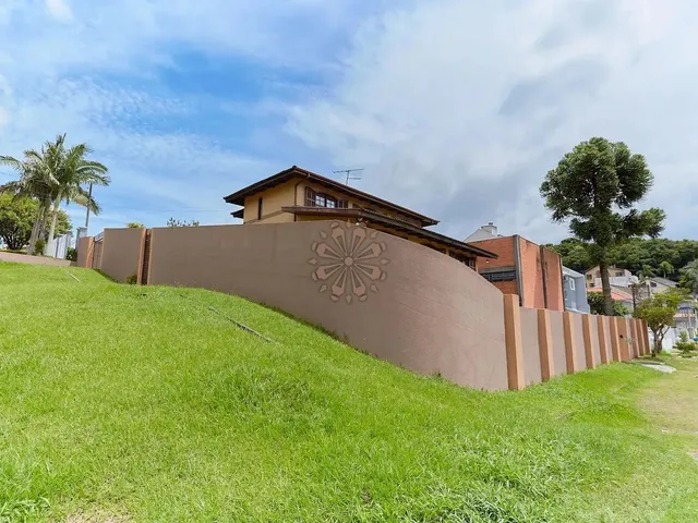 Imagem: Residência com Baracão Comercial no Santo