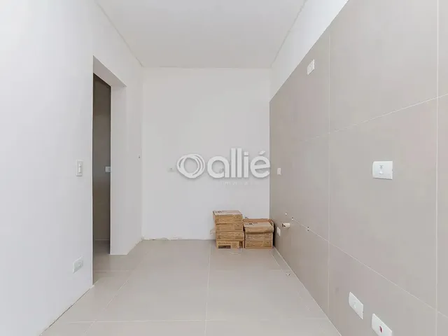 Imagem 4: Sobrado com 3 Suítes em santa Felicidade