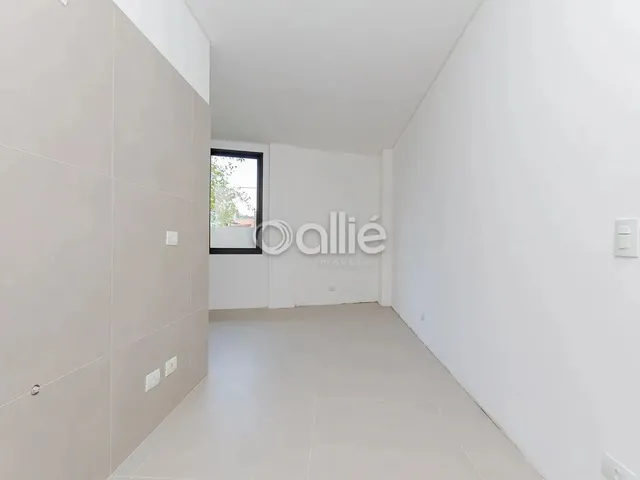 Imagem 3: Sobrado com 3 Suítes em santa Felicidade