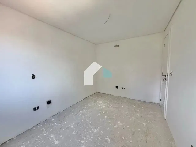 Imagem 2: Sobrado Triplex Não Geminado, com Amplo Terraço