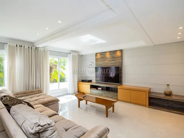 Imagem: Casa Alto Padrão, Porteira Fechada em santa