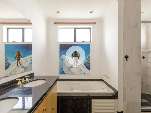 Imagem 7: Apartamento Impecável de 222M² com 3 Quartos À Venda no Edifício Millennium - Ecoville