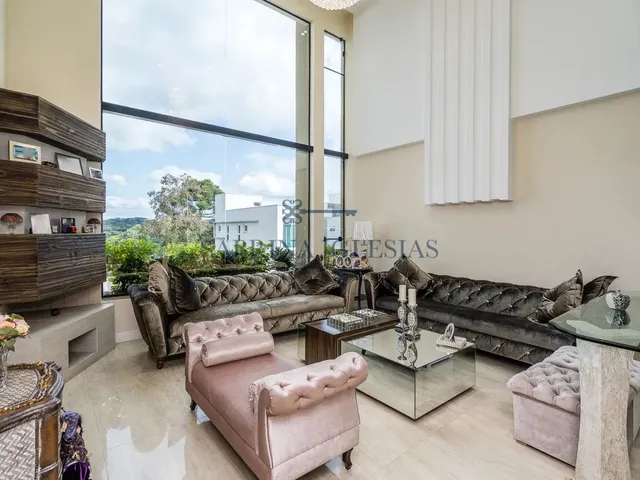 Imagem: Casa com 3 Quartos Mobiliada À Venda em