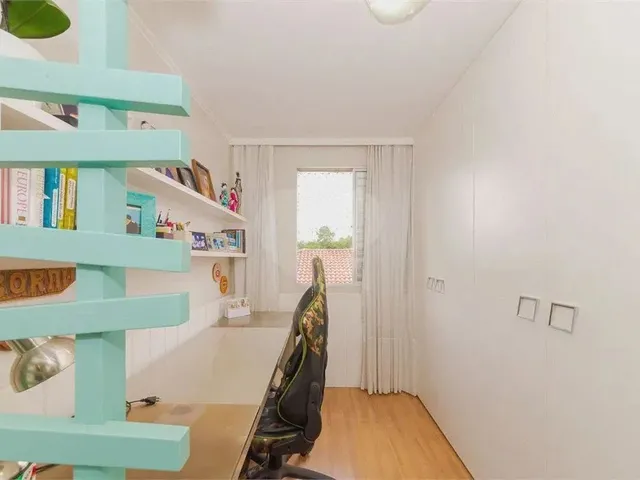 Imagem 2: Imóvel para Venda Possui 69 Metros Quadrados com 3 Quartos em Mossunguê - Curitiba - Pr