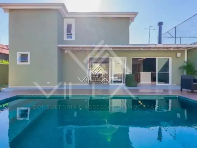 Imagem: Casa Térrea 4 Quartos com Piscina em Condomínio