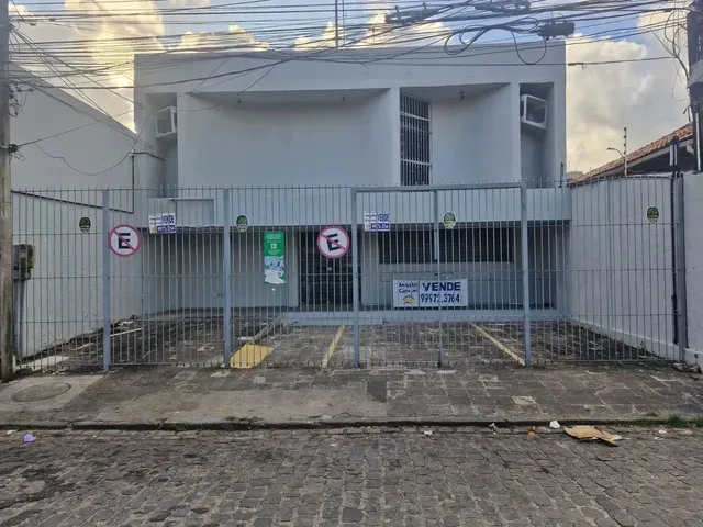 Imagem: Excelente Casa com 10 Cômodos Próxima