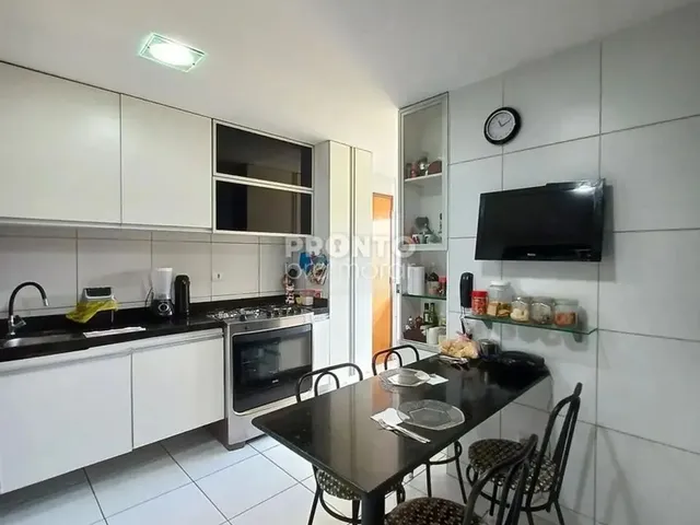 Imagem 13: Apartamento com 125M², 4 Quartos, 2 Suítes no Bairro do Espinheiro - Recife - Pe