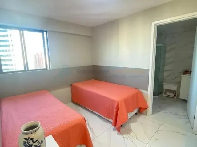 Imagem 3: Oportunidade - Venda de Apartamento Impecável, Andar Alto, Super Ventilado e com 82M²