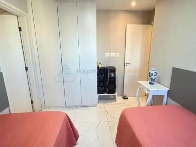 Imagem 8: Oportunidade - Venda de Apartamento Impecável, Andar Alto, Super Ventilado e com 82M²