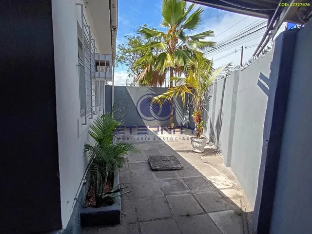 Imagem 13: Casa À Venda em Areias, Recife: 3 Quartos, 300M² por R$650Mil