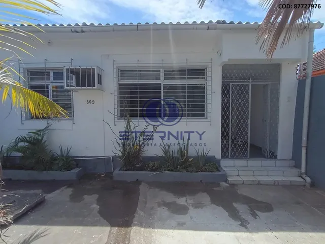 Imagem 9: Casa À Venda em Areias, Recife: 3 Quartos, 300M² por R$650Mil
