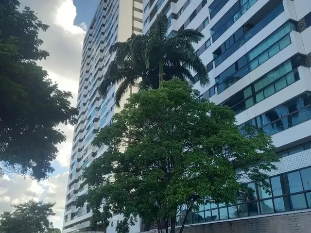 Imagem: O apartamento possui 3 Dormitórios, 1 Suíte, 2 Banheiros,