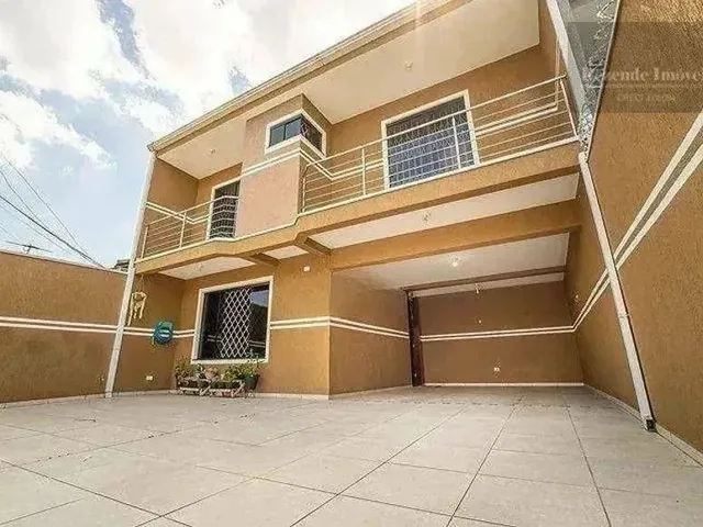 Imagem: Sobrado com 3 Dormitórios À Venda, 178