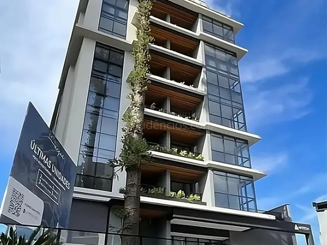 Imagem: Apartamento com 2 Suites À Venda, Água