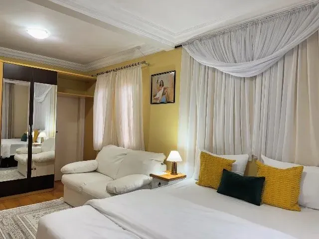 Imagem: Tríplex com Operação Airbnb Pronta
