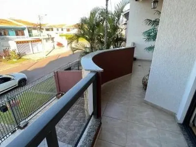 Imagem: Vendo Lindo Sobrado Bairro Xaxim, 3 Quartos