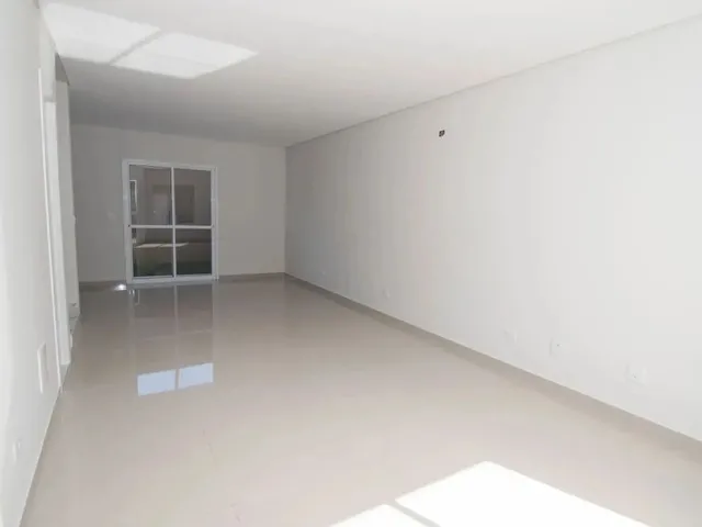 Imagem 4: Casa 3 Dormitórios (1 Suíte) no Campo Comprido, Curitiba  110 M²