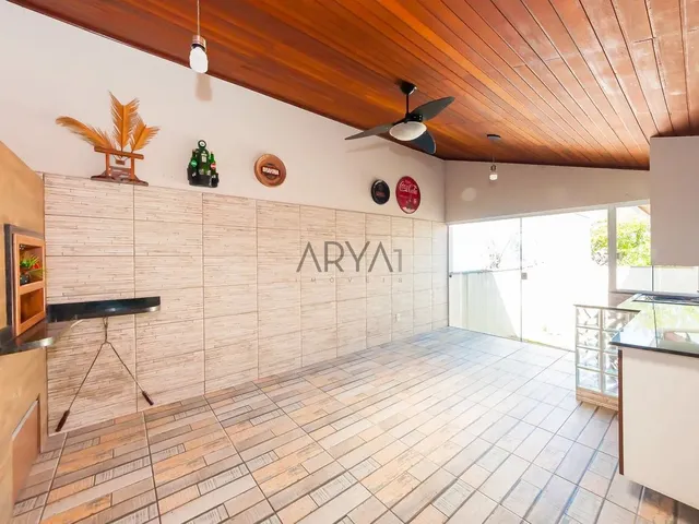 Imagem: Casa À Venda no Portão Arya1