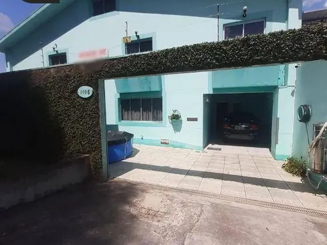 Imagem 12: Casa com 4 Dormitórios À Venda, 600 M² por R$ 1.299.000,00 - Vila Izabel - Curitiba/Pr