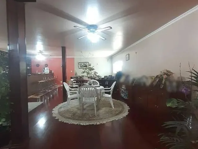Imagem 15: Casa com 4 Dormitórios À Venda, 600 M² por R$ 1.299.000,00 - Vila Izabel - Curitiba/Pr
