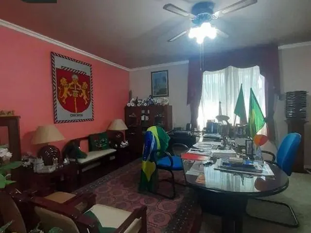Imagem 16: Casa com 4 Dormitórios À Venda, 600 M² por R$ 1.299.000,00 - Vila Izabel - Curitiba/Pr