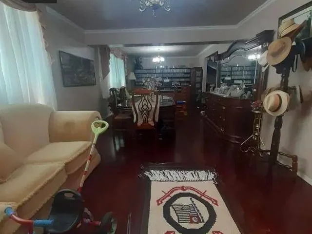 Imagem 11: Casa com 4 Dormitórios À Venda, 600 M² por R$ 1.299.000,00 - Vila Izabel - Curitiba/Pr