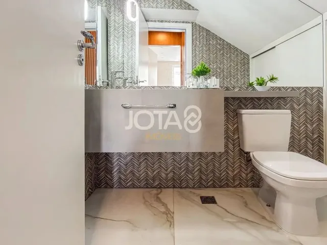 Imagem 16: Casa em Condomínio com 4 Quartos À Venda no Campo Comprido Casa em Condomínio com 4
