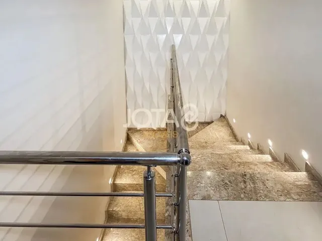 Imagem 5: Casa em Condomínio com 4 Quartos À Venda no Campo Comprido Casa em Condomínio com 4