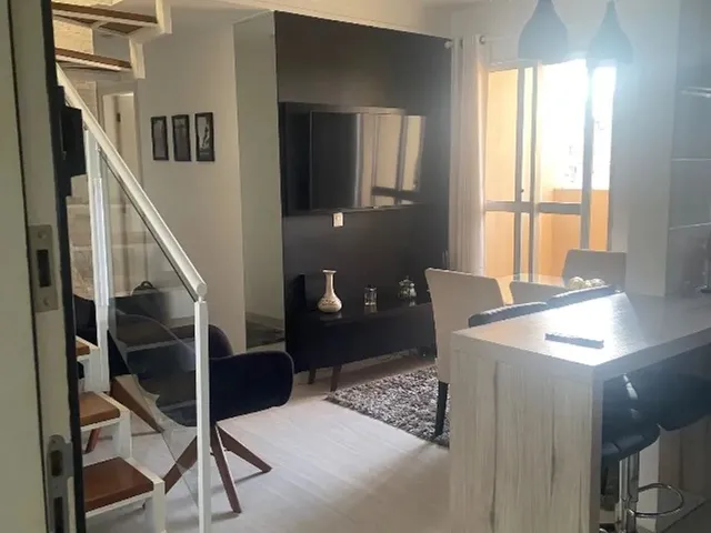 Imagem 1: Apartamento Duplex de Cobertura Dois Dormitórios em Excelente Localização
