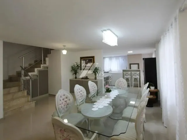 Imagem: Casa em Condomínio com Amplo Espaço!!!