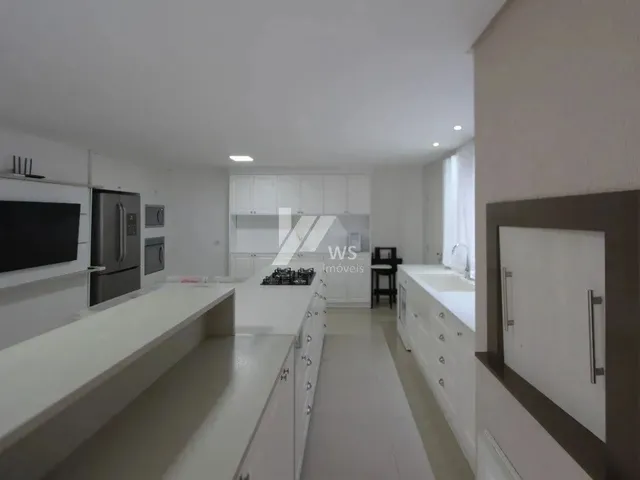 Imagem 8: Casa em Condomínio com Amplo Espaço!!!