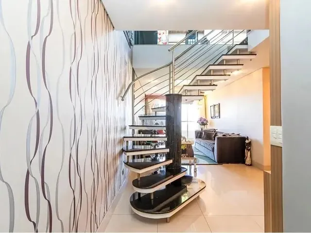 Imagem 5: Cobertura Duplex À Venda com 2 Quartos, 242M² de Área Privativa, Garagem Tripla No