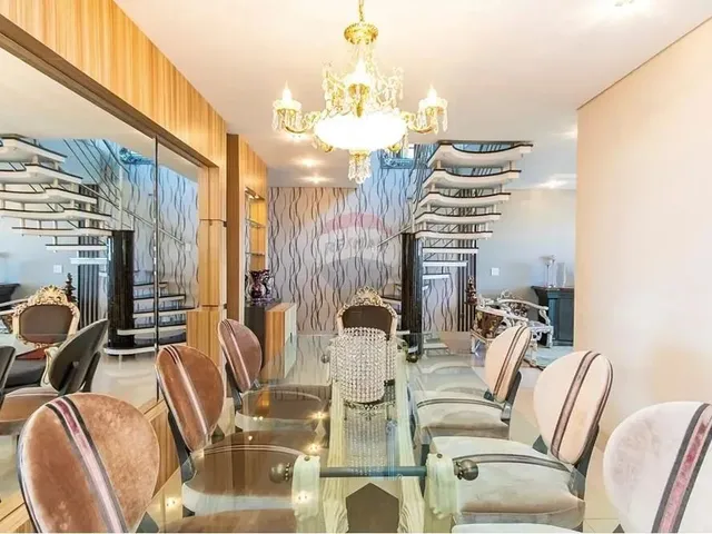 Imagem 16: Cobertura Duplex À Venda com 2 Quartos, 242M² de Área Privativa, Garagem Tripla No