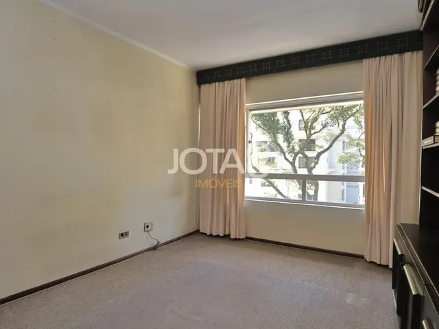 Imagem 3: Apartamento com 4 Quartos a Venda Próximo do Clube Curitibano Apartamento com 4 Quartos A