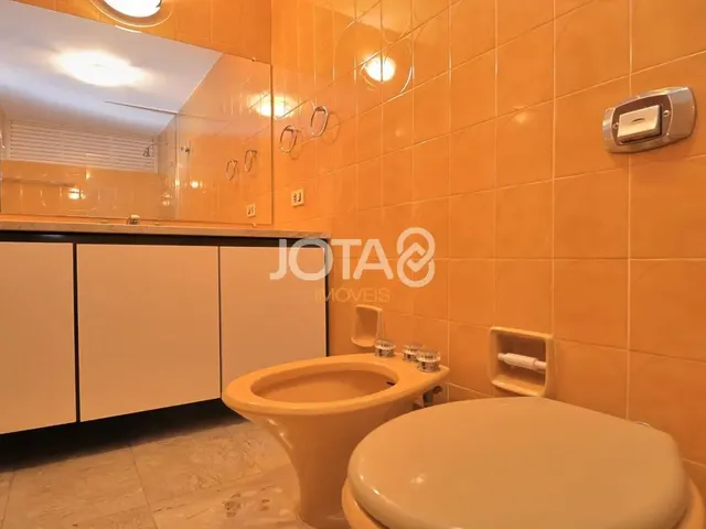 Imagem 7: Apartamento com 4 Quartos a Venda Próximo do Clube Curitibano Apartamento com 4 Quartos A