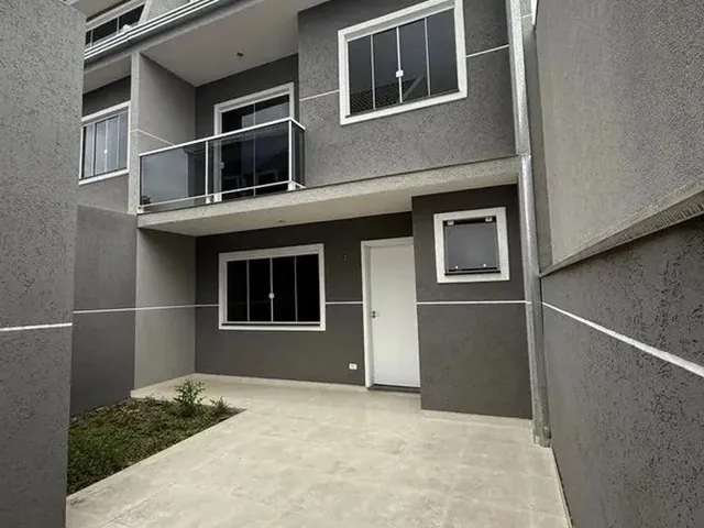 Imagem: Sobrado com 3 Quartos À Venda por R$ 685000.00