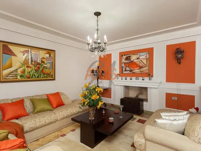 Imagem 2: Apartamento de 5 Quartos no Edifício Bougainville