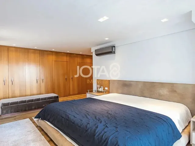 Imagem 6: Um Luxo de Apartamento em Frente a Praça do Japão! Apartamento 4 Dormitórios Frente À