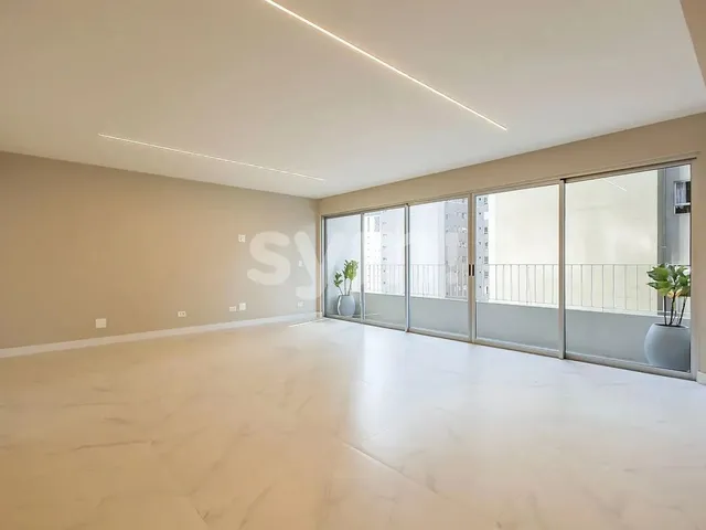 Imagem 14: Apartamento - Reformado - Água Verde