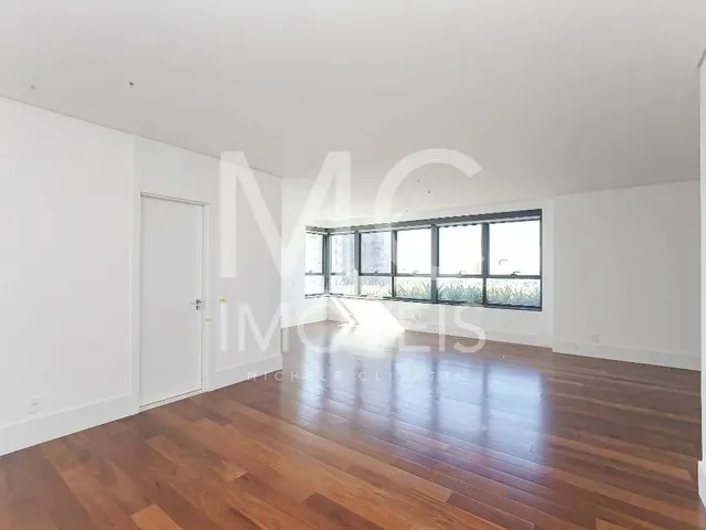 Imagem 9: Apartamento dos Sonhos com 323 M², 3 Quartos Sendo 3 Suítes À Venda no Bairro Água