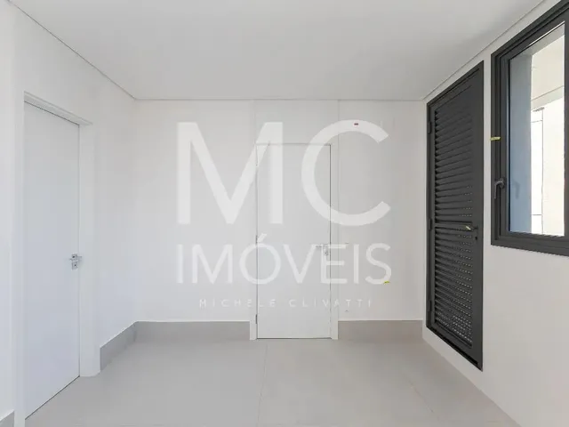 Imagem 12: Apartamento dos Sonhos com 323 M², 3 Quartos Sendo 3 Suítes À Venda no Bairro Água
