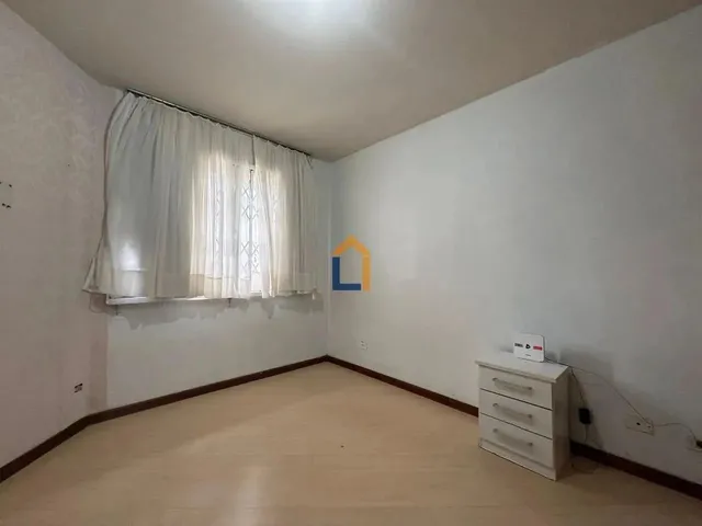 Imagem 3: Sobrado com 161M² no Bairro Guaíra