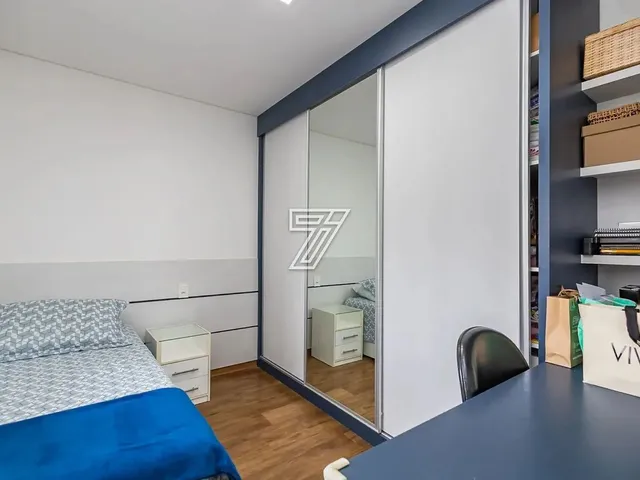 Imagem 2: Apartamento com 3 Suítes e Duas Vagas