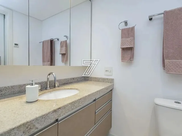 Imagem 8: Apartamento com 3 Suítes e Duas Vagas