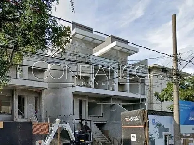Imagem: Casa com 6 Quartos a Venda no Agua Verde