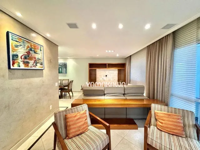 Imagem: Apartamento com 4 Dormitórios À Venda