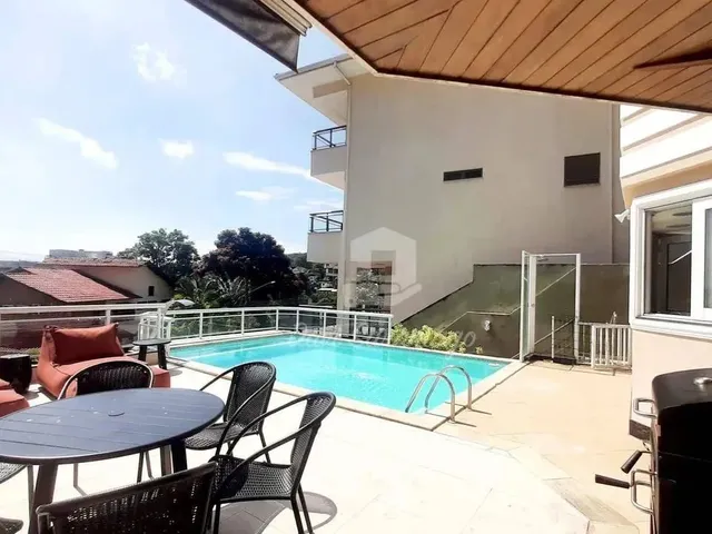 Imagem: Casa com 4 Quartos À Venda, - Charitas