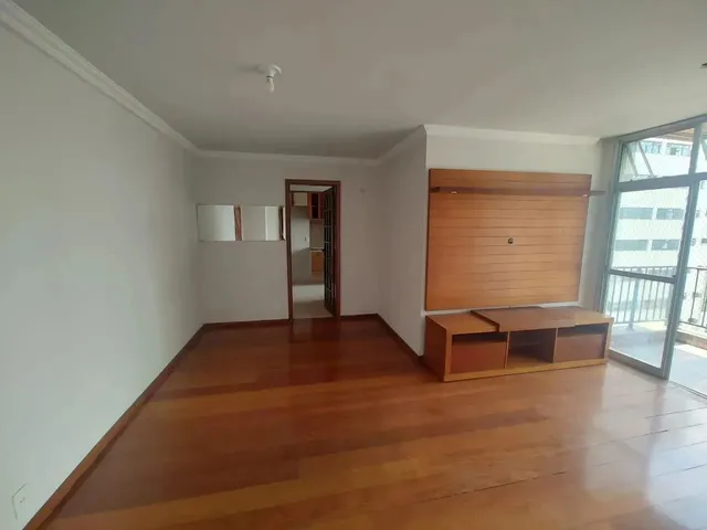 Imagem: O apartamento possui 2 Dormitórios, 3 Banheiros, 1 Vaga na